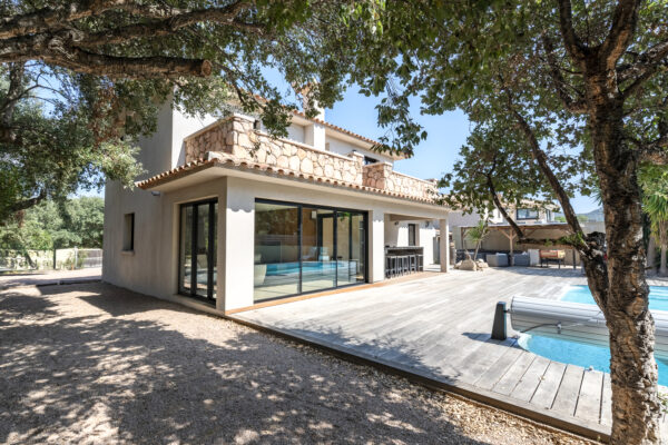 Portes-fenêtres aluminium coulissantes 3 vantaux Sensation 3 coloris Noir profond RAL 9005