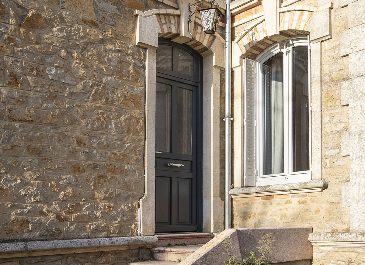 Porte d'entrée Bois à panneaux Classique 6 coloris Gris