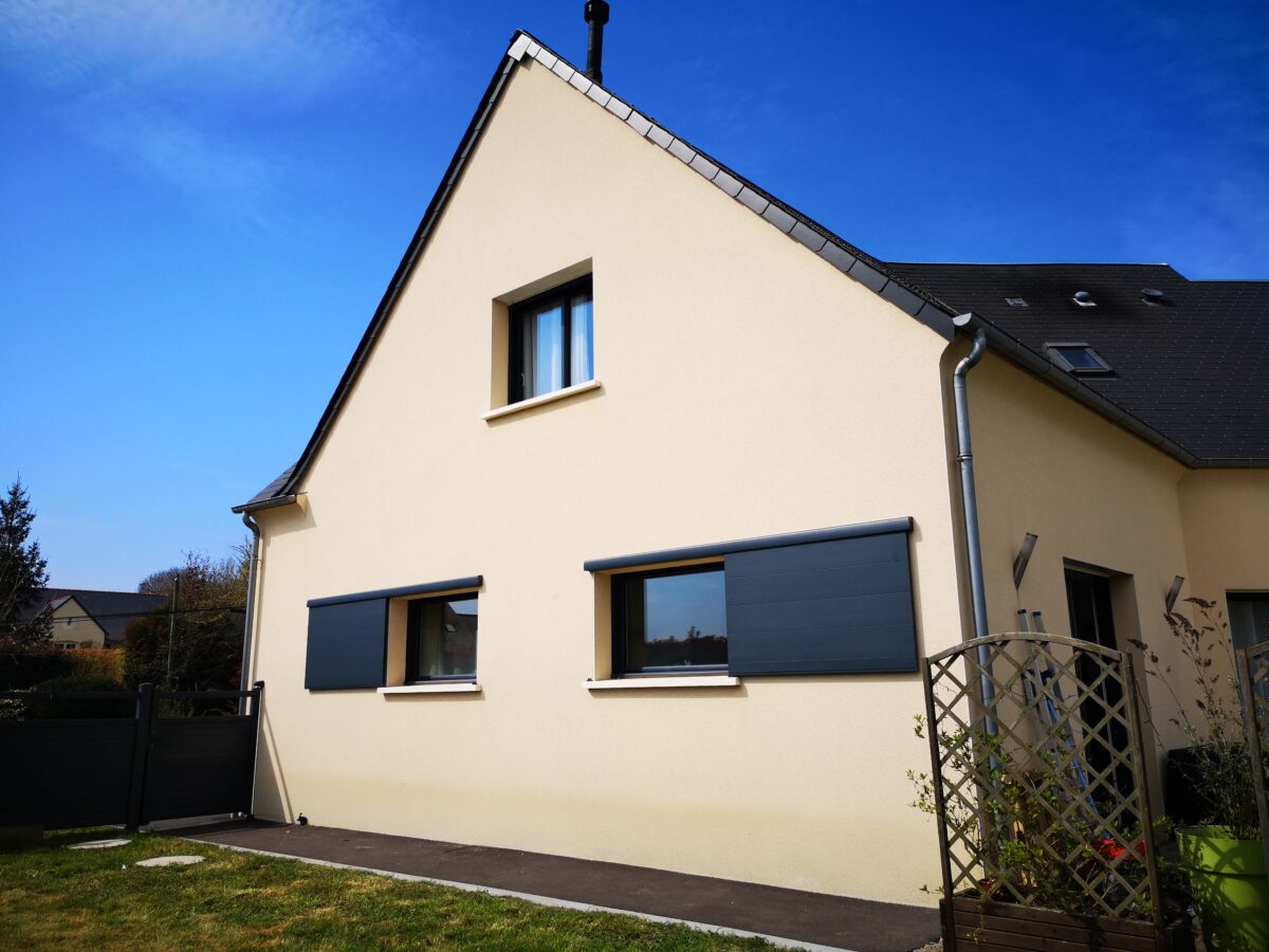 Volets coulissants aluminium modèle Cécilia coloris Gris anthracite RAL 7016